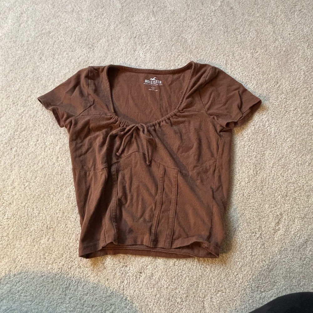 Hollister Tee